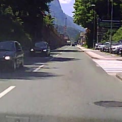 "Parked car" rolled downhill - Dashcam