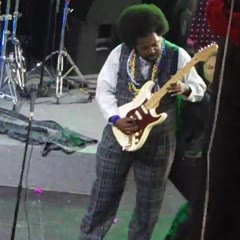 Afroman Punches girl on stage