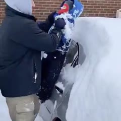 A tutorial on how to quickly get rid of snow on your car